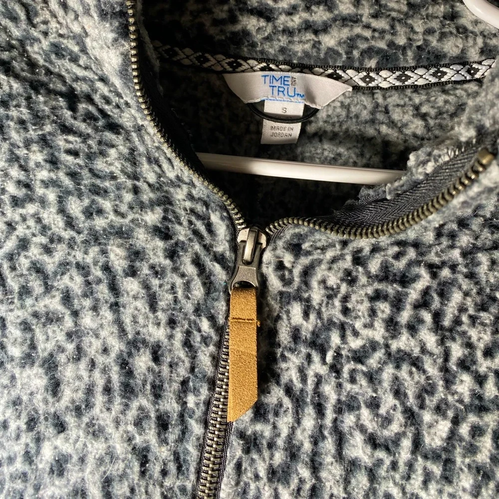 Jacket - Picture 2 of 2